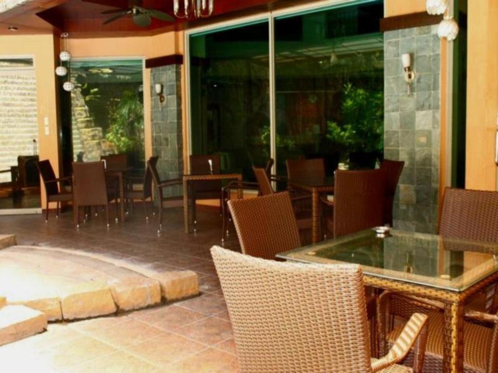 Hotel Goldenfield Kundutel Bacolod Esterno foto